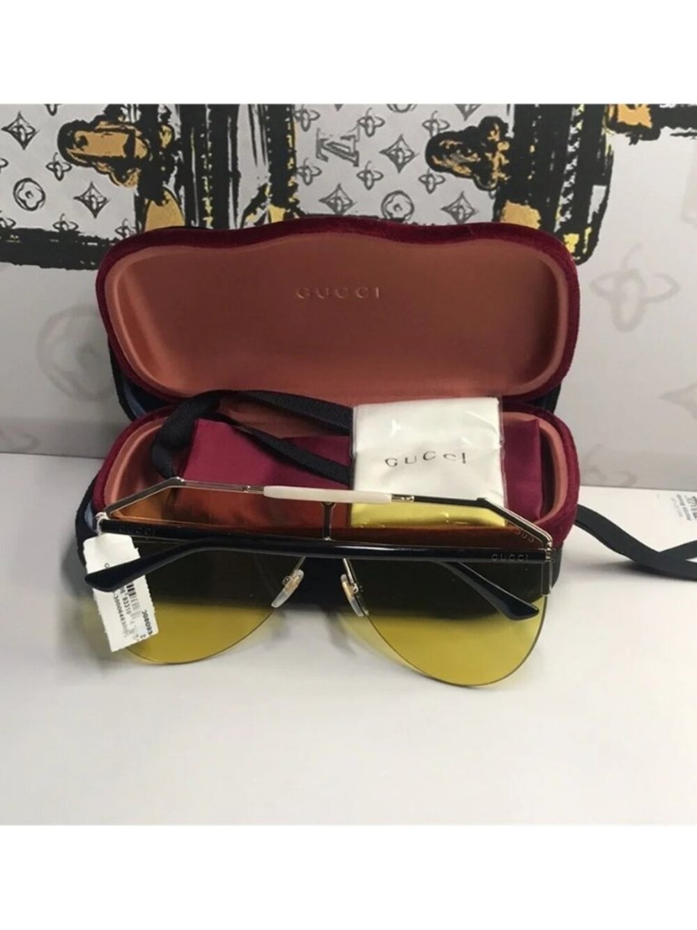 New Authentic Gucci Yellow Lens Sunglasses GG0584s 004 - Picture 6 of 9